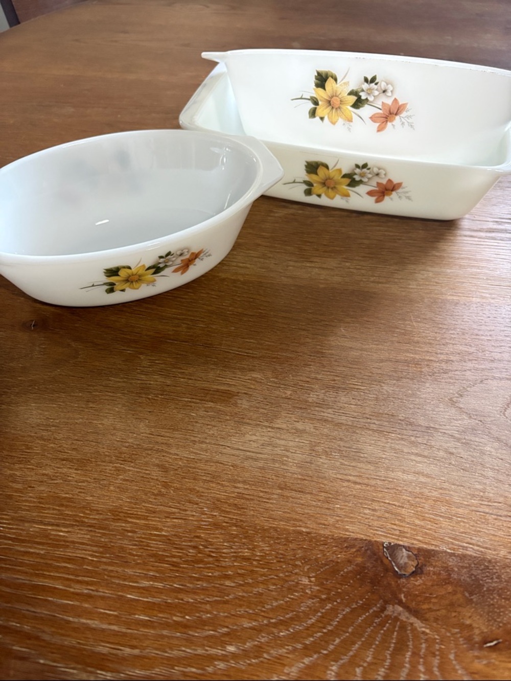 JAJ Pyrex Autumn Glory Dishes